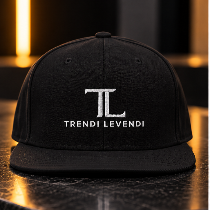 Trendi Levendi Classic Snapback black premium studio front view